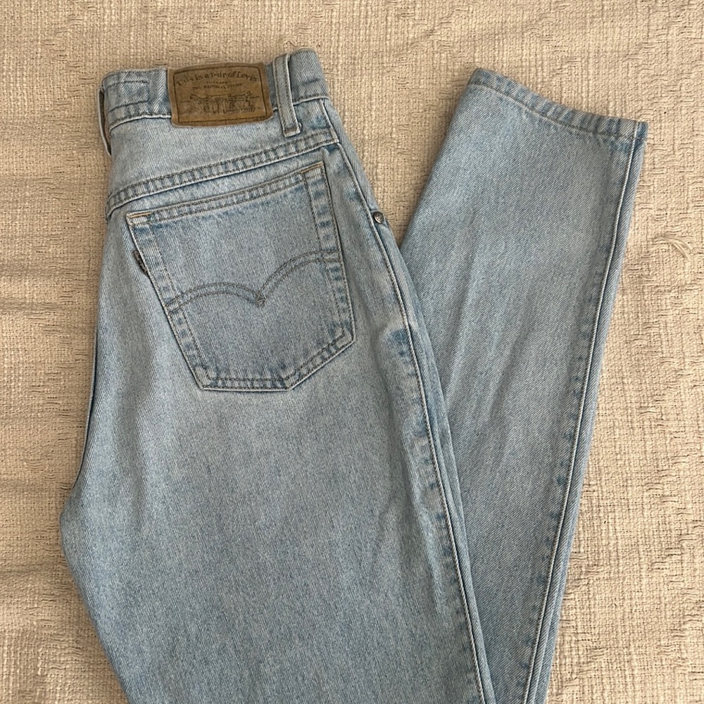 Size 26 // Vintage Levi’s 900 Series